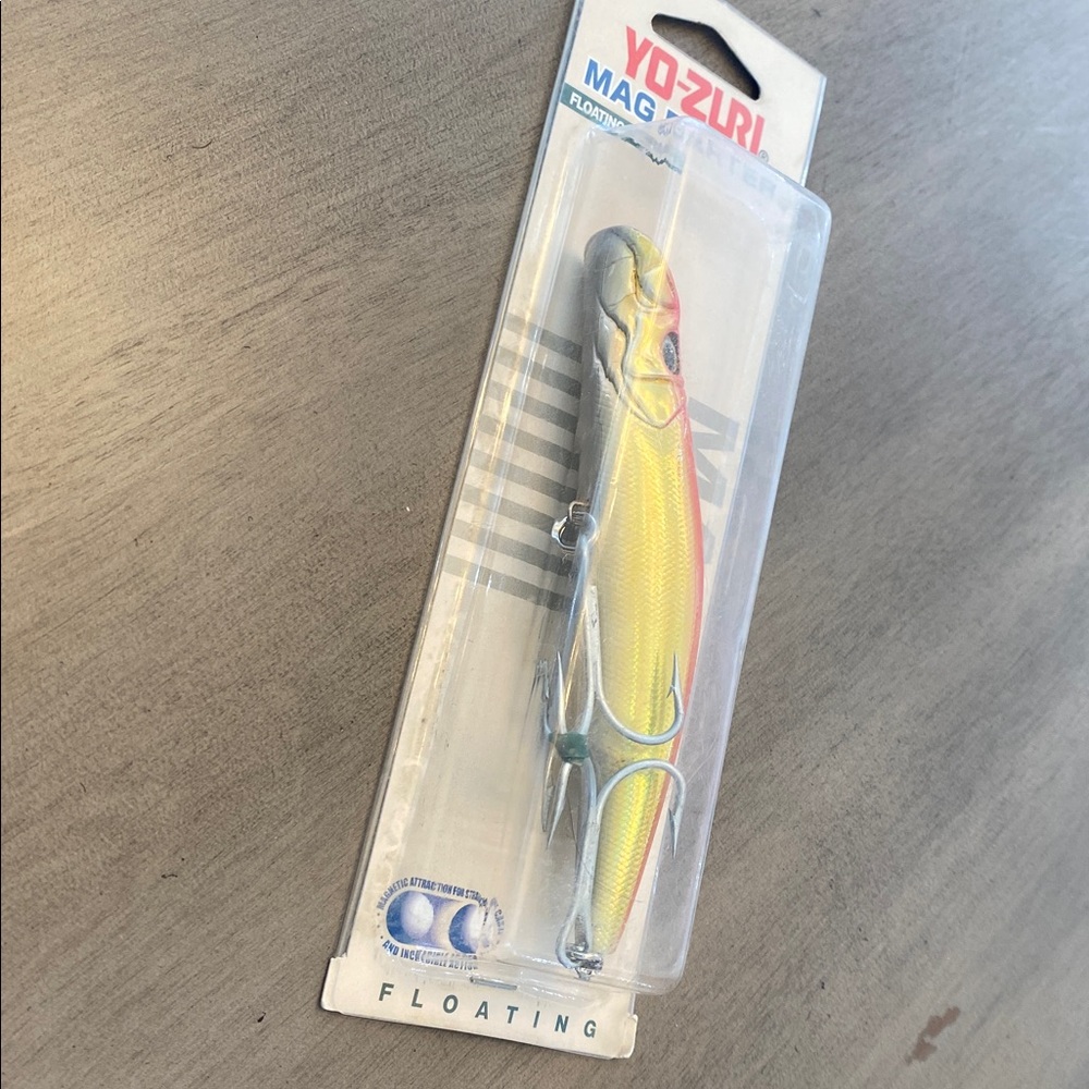 YO-ZURI Mag Darter Fishing Lure - Picture 2 of 3